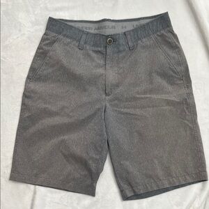 Under Armour Gray Shorts, 32‎